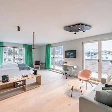 Lifestylehotel Max Szálloda *